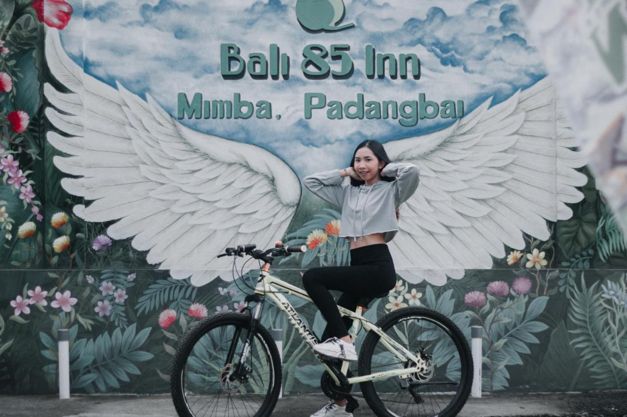 Bali 85 Beach Inn Падангбай Екстериор снимка