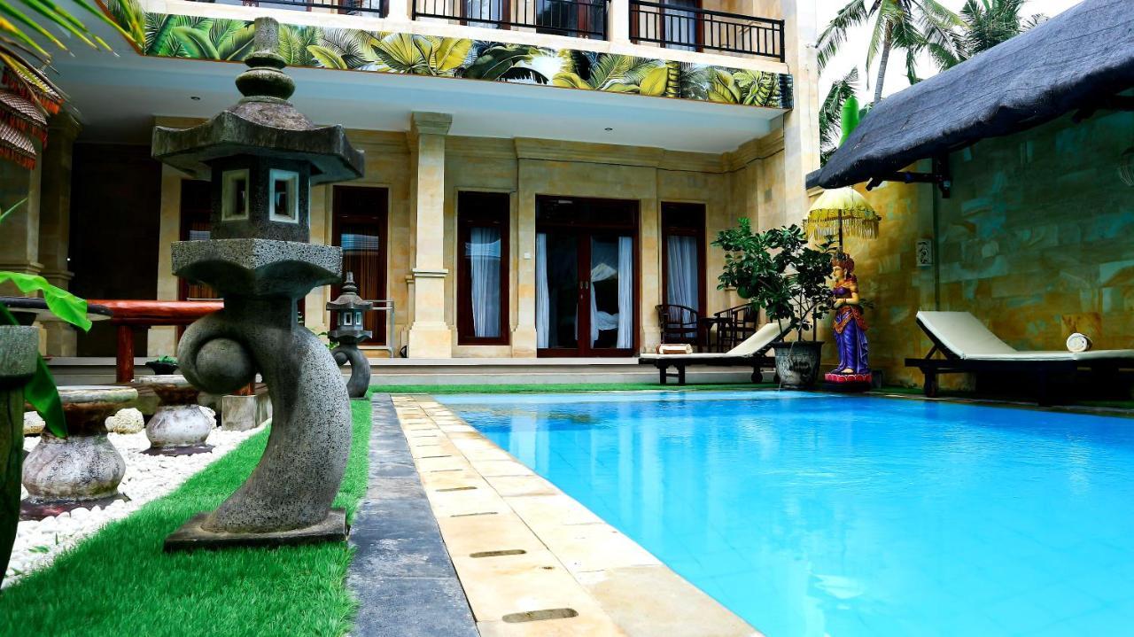 Bali 85 Beach Inn Падангбай Екстериор снимка